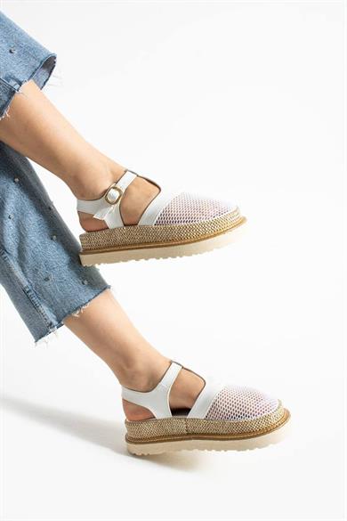 Beyaz File Detaylı Sandalet 