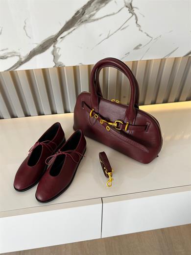 bordo  kadın ayakkabısı.ve kombin çanta 