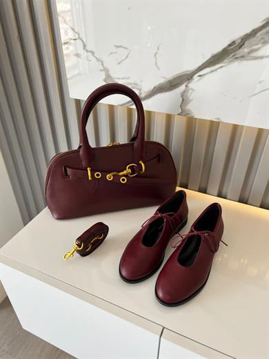 bordo  kadın ayakkabısı.ve kombin çanta 