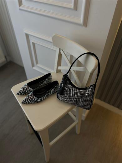 DAVİN SİYAH SATEN TAŞ DETAY  KADIN BABET