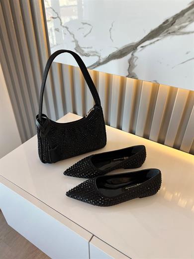 DAVİN SİYAH SATEN TAŞ DETAY   KOMBİN