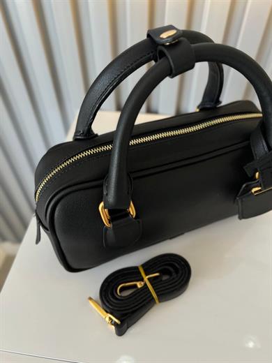 FERO SİYAH  MAT KADIN ÇANTA.