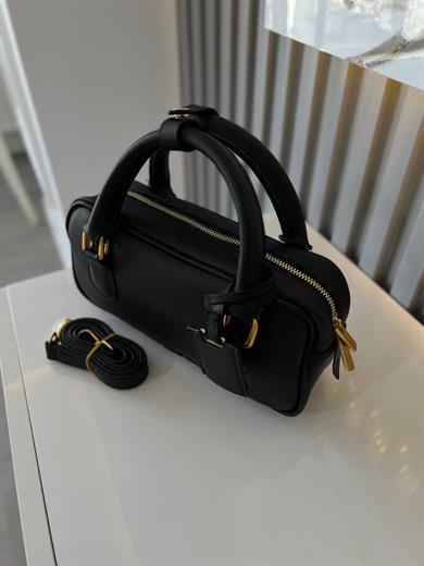 FERO SİYAH  MAT KADIN ÇANTA.