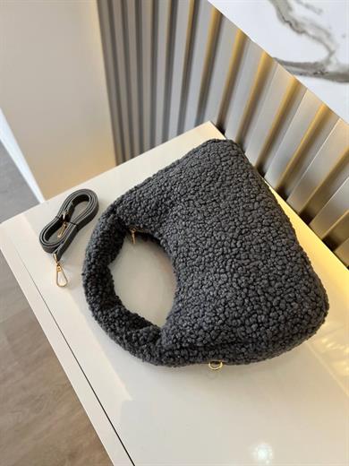 FLARE GRİ KÜRKLÜ PELUŞ YUMUŞAK KADIN ÇANTA