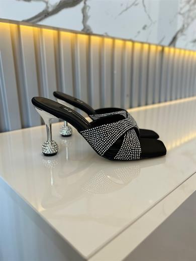 GABRİEL SİYAH CANCAN TAŞ DETAYLI KADIN TOPUKLU SANDALET