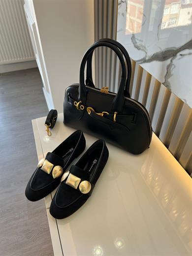 kombin Loafer siyah  süet görünümlü ayakkabı.ve mat  çanta 