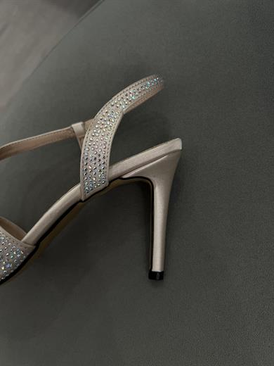 LYON BEJ SİTELİETOE TAŞLI 9 CM KADIN TOPUKLU AYAKKABI