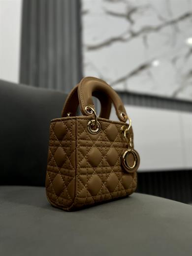 Mini TabaÇanta – Mat Deri Zincir Askılı