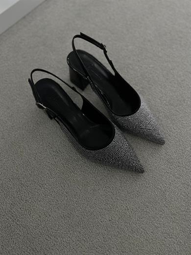 siyah cancan taş, 5 cm kalın topuklu, sivri burunlu ve arkası tokalı şık davet ayakkabısı
