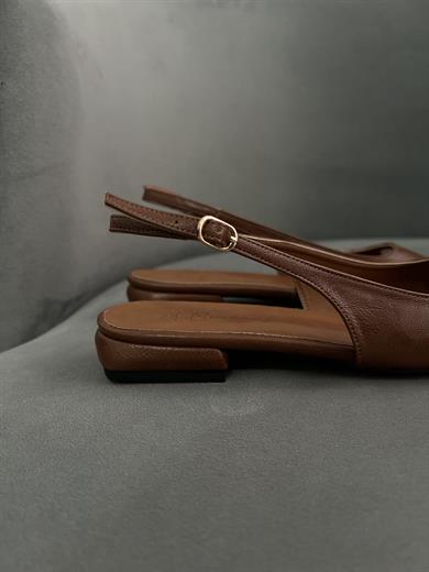 taba gold uç detaylı babet . Şık, rahat ve tam kalıptır. 36–43 numara.