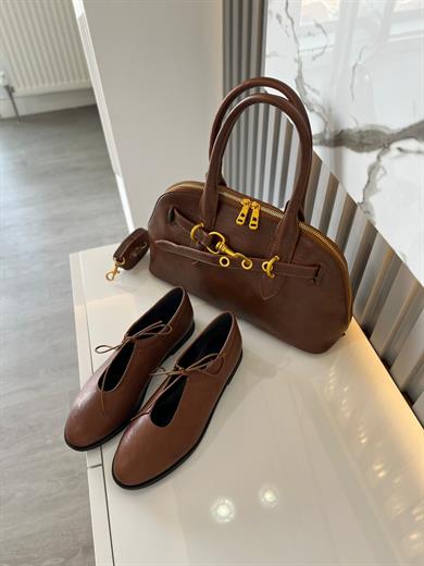 taba kadın ayakkabısı.ve kombin çanta 