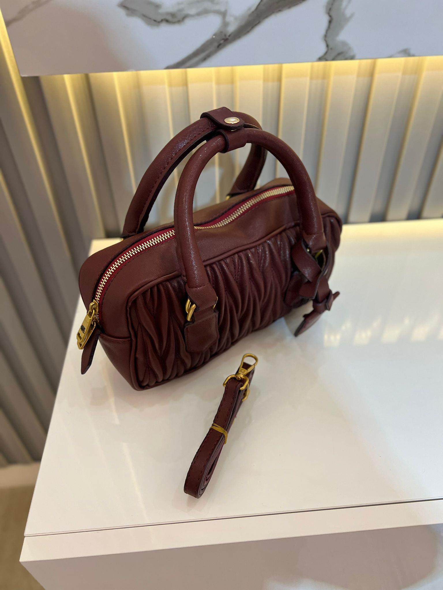 LUXE  BEJ  MAT KADIN ÇANTA