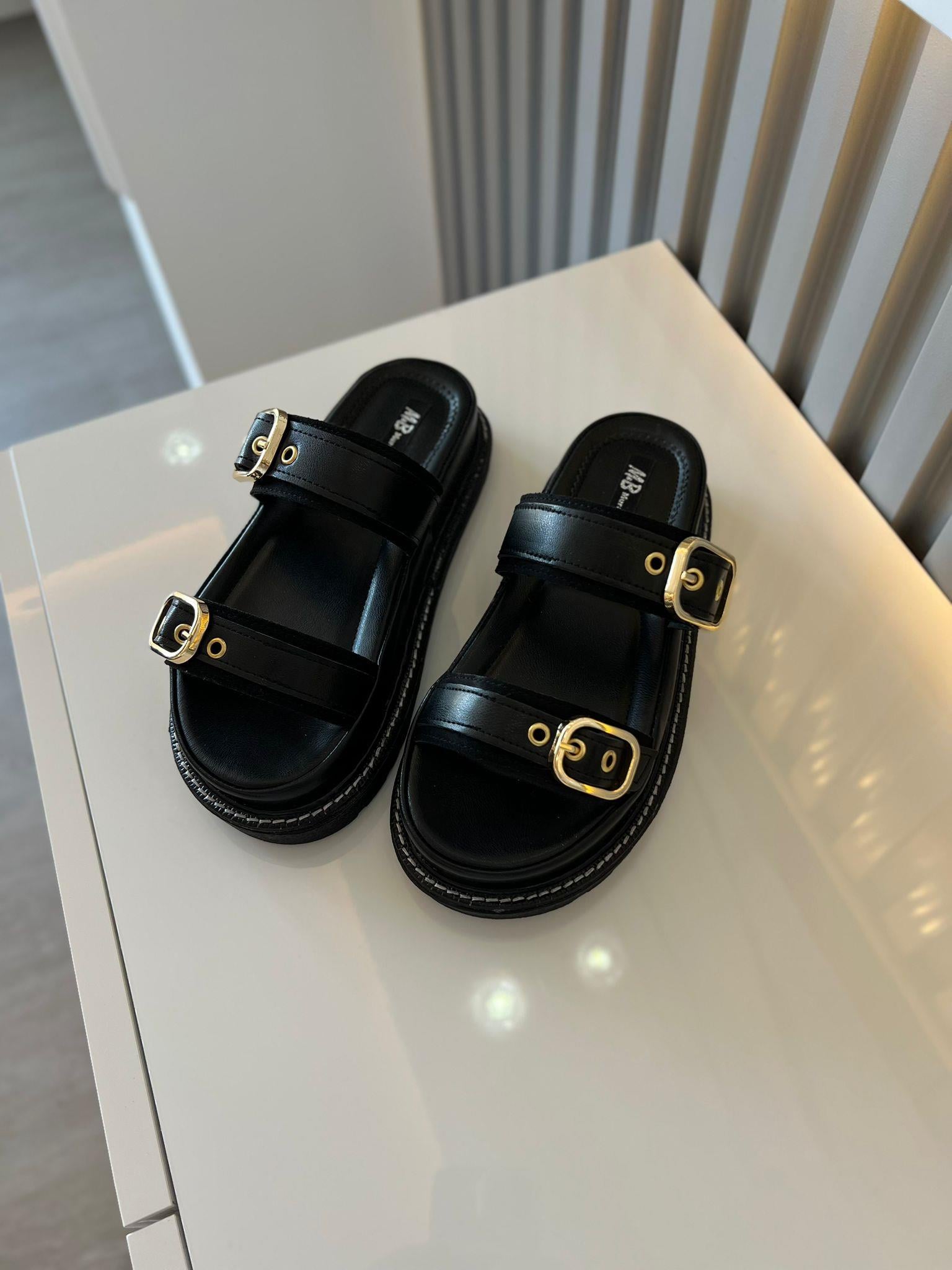 ROBİN SİYAH  MAT KALIN TABAN DETAY ÇİFT TOKALI KADIN TERLİK