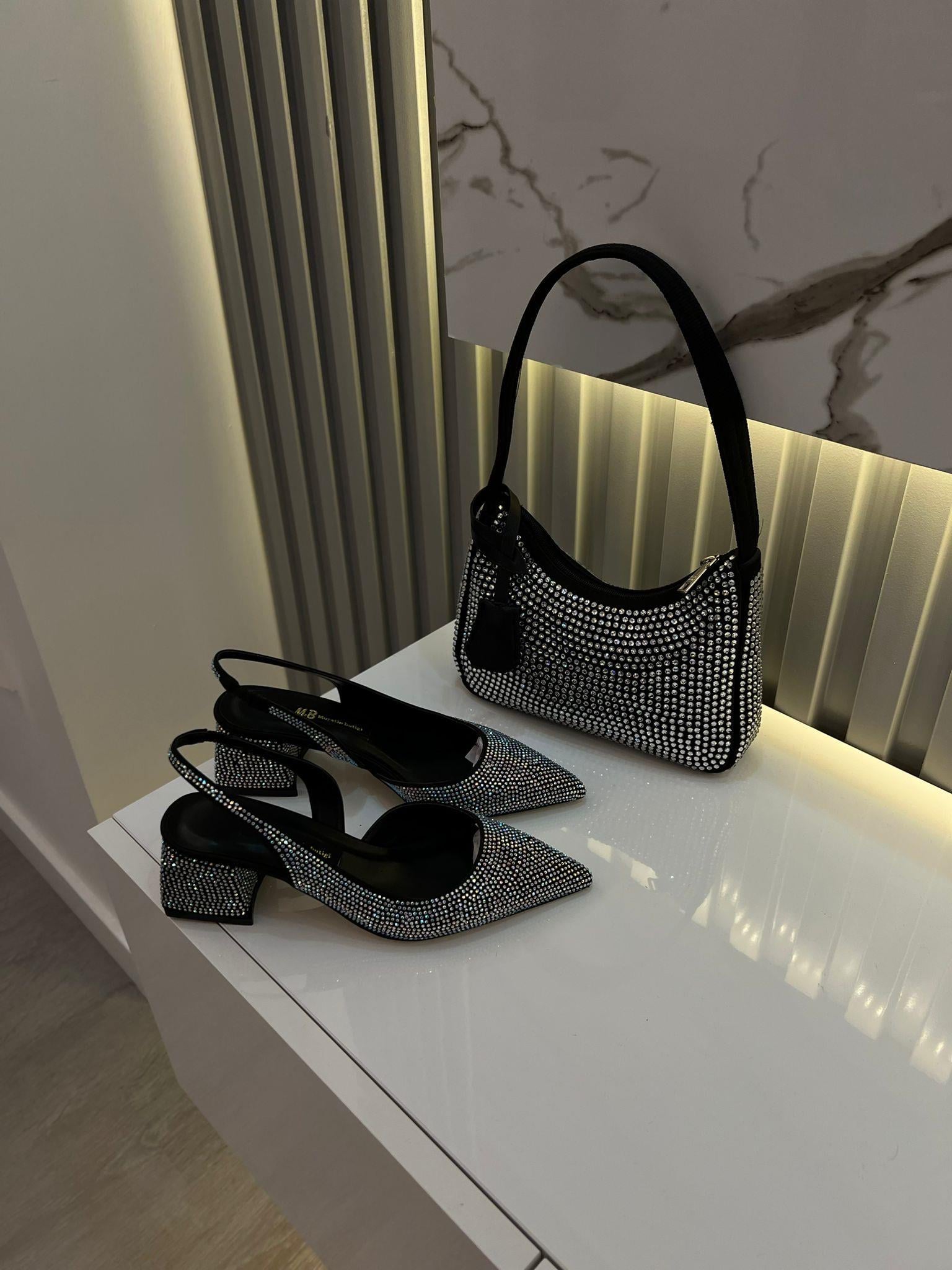 WANDA SİYAH SATEN TAŞ DETAY KADIN TOPUKLU