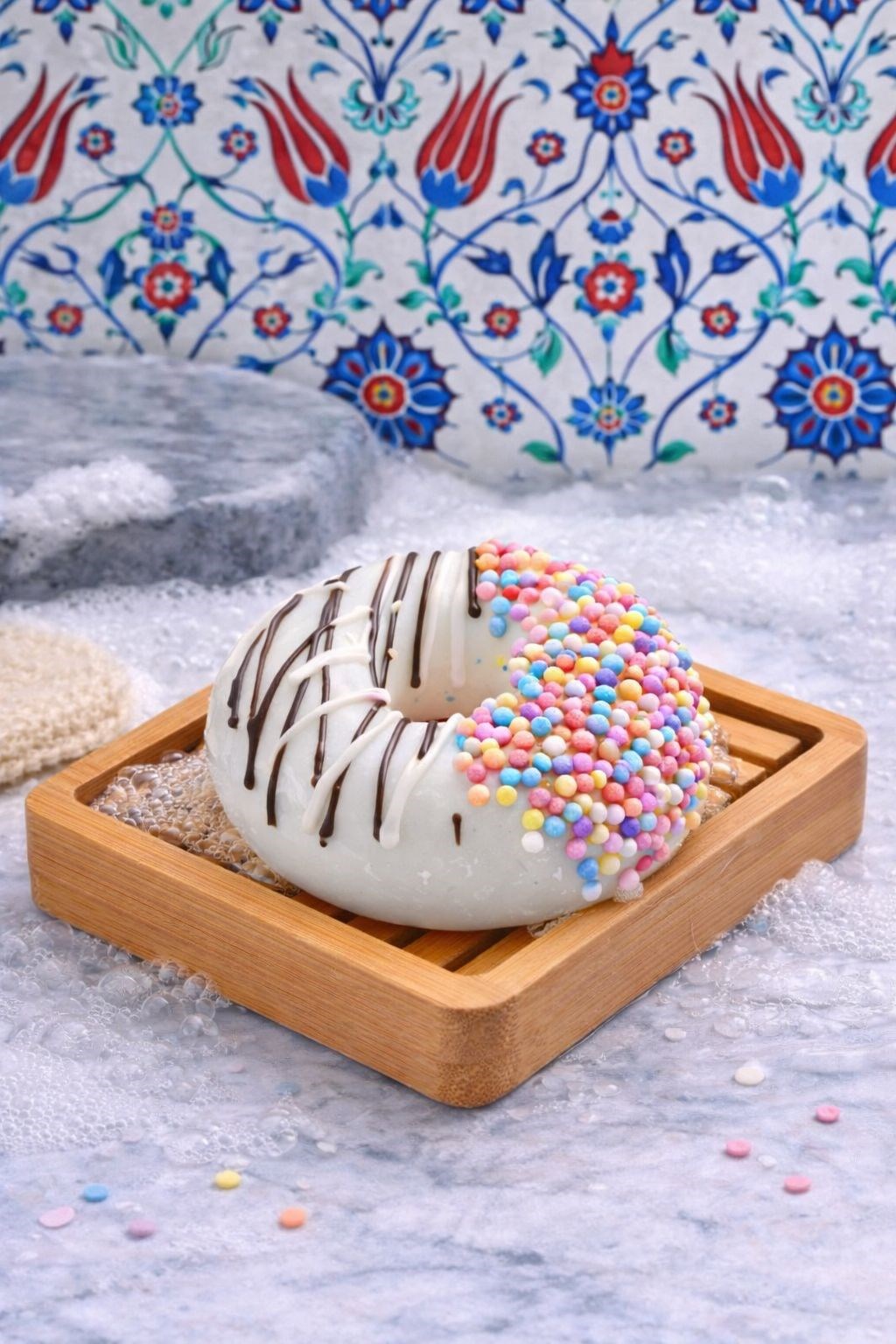 Vegan El Yapımı Doğal Hamam Donut Sabun | Cilt Dostu, Şık ve Eğlenceli Tasarım |