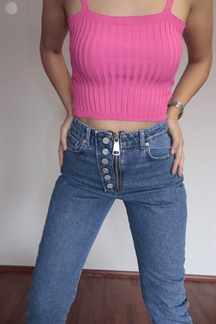Düğme Detaylı Jean