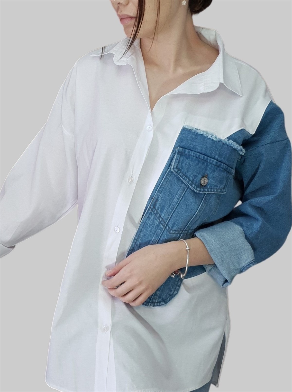 Poplin Sol Tarafı Kotlu Gömlek