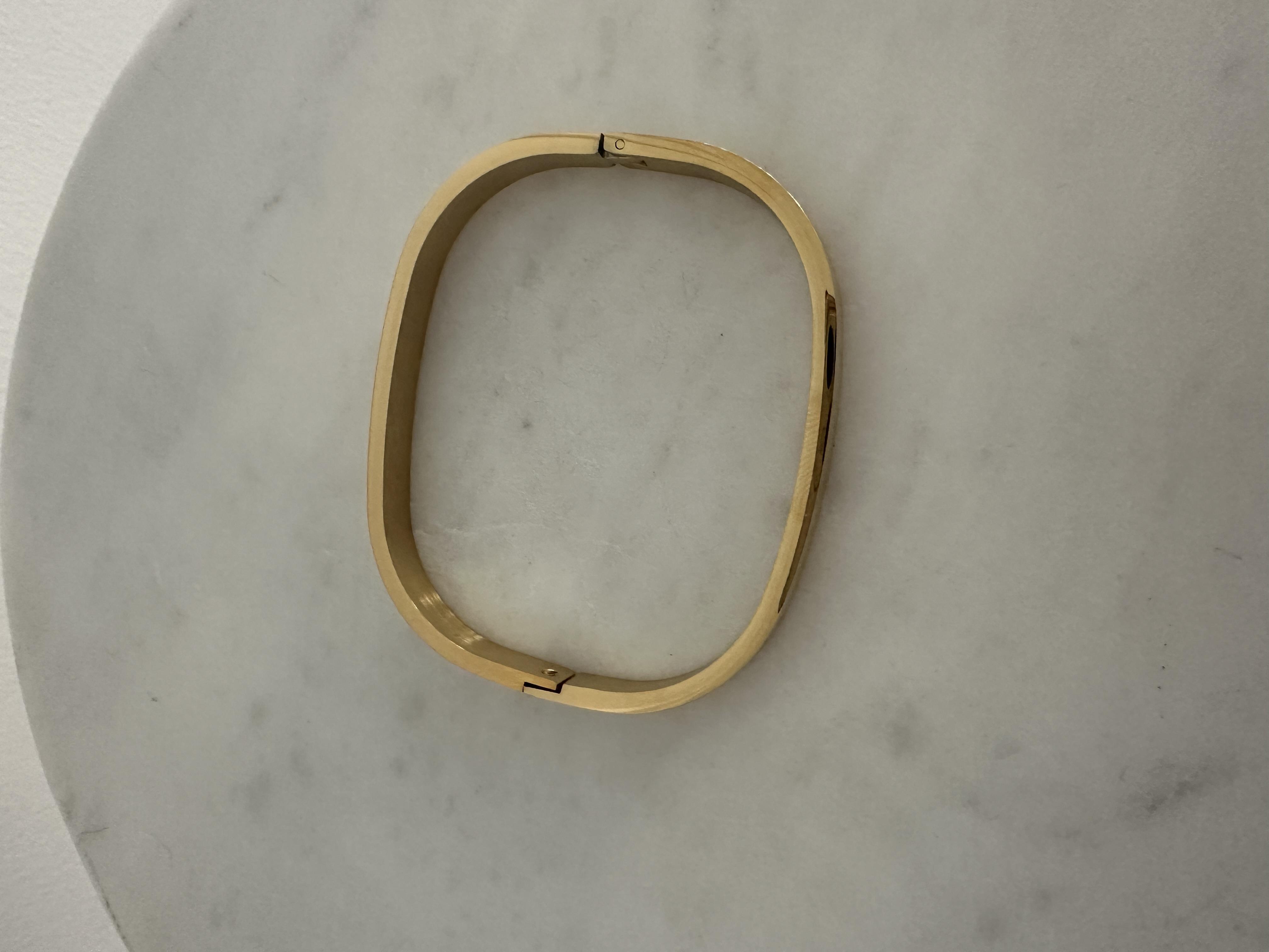 Gold Düz Kare Kelepce