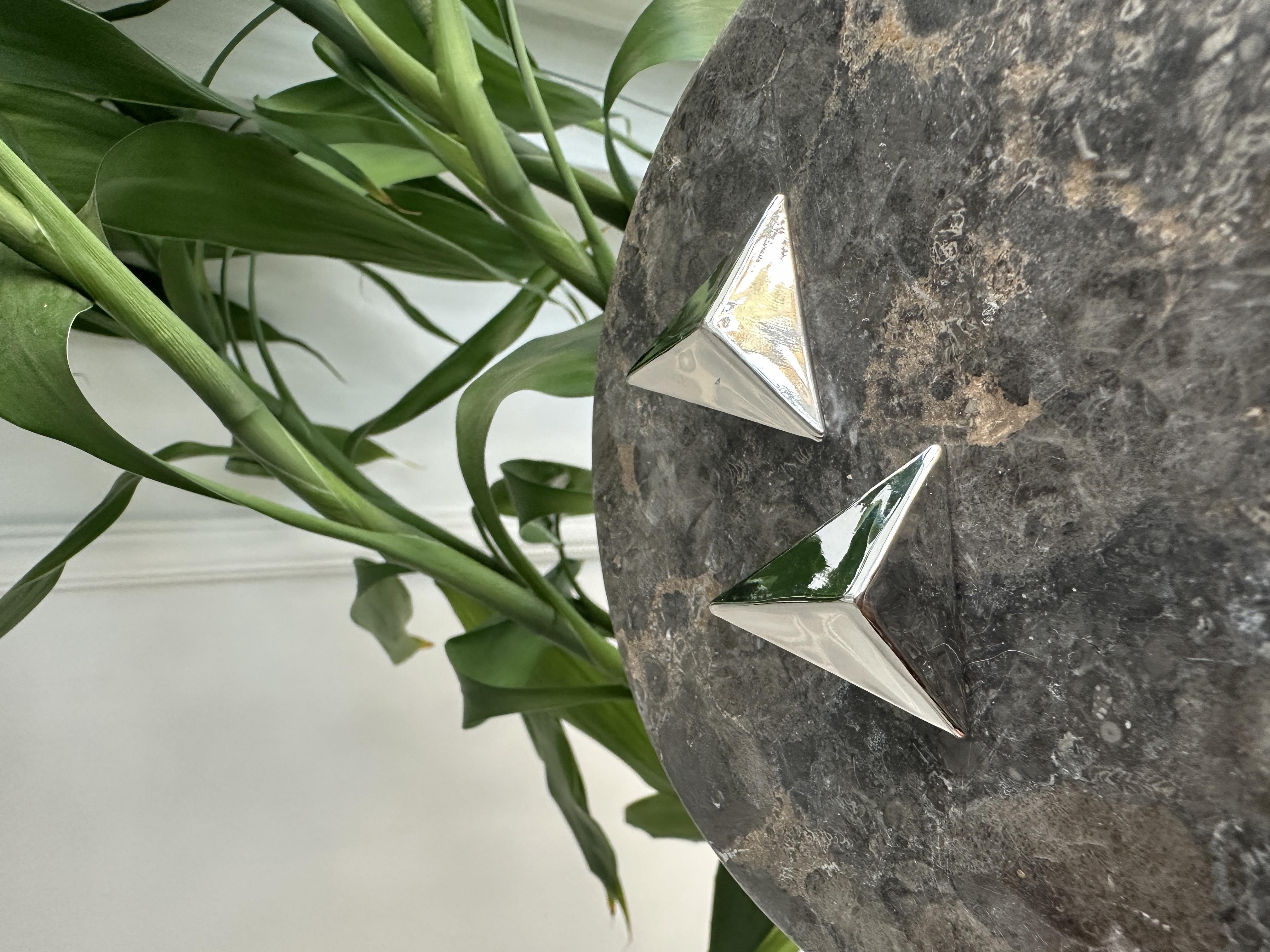 Silver Üçgen Küpe