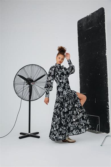 Desenli Şifon Elbise Siyah