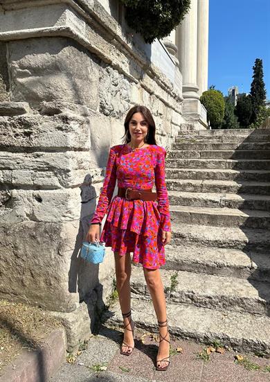 Desenli Vatkalı Elbise Desenli