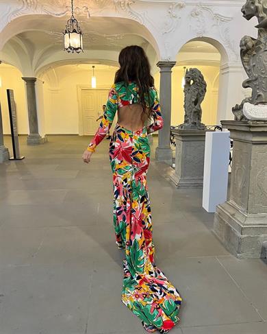 Sırtı Açık Gece Elbisesi Sarı