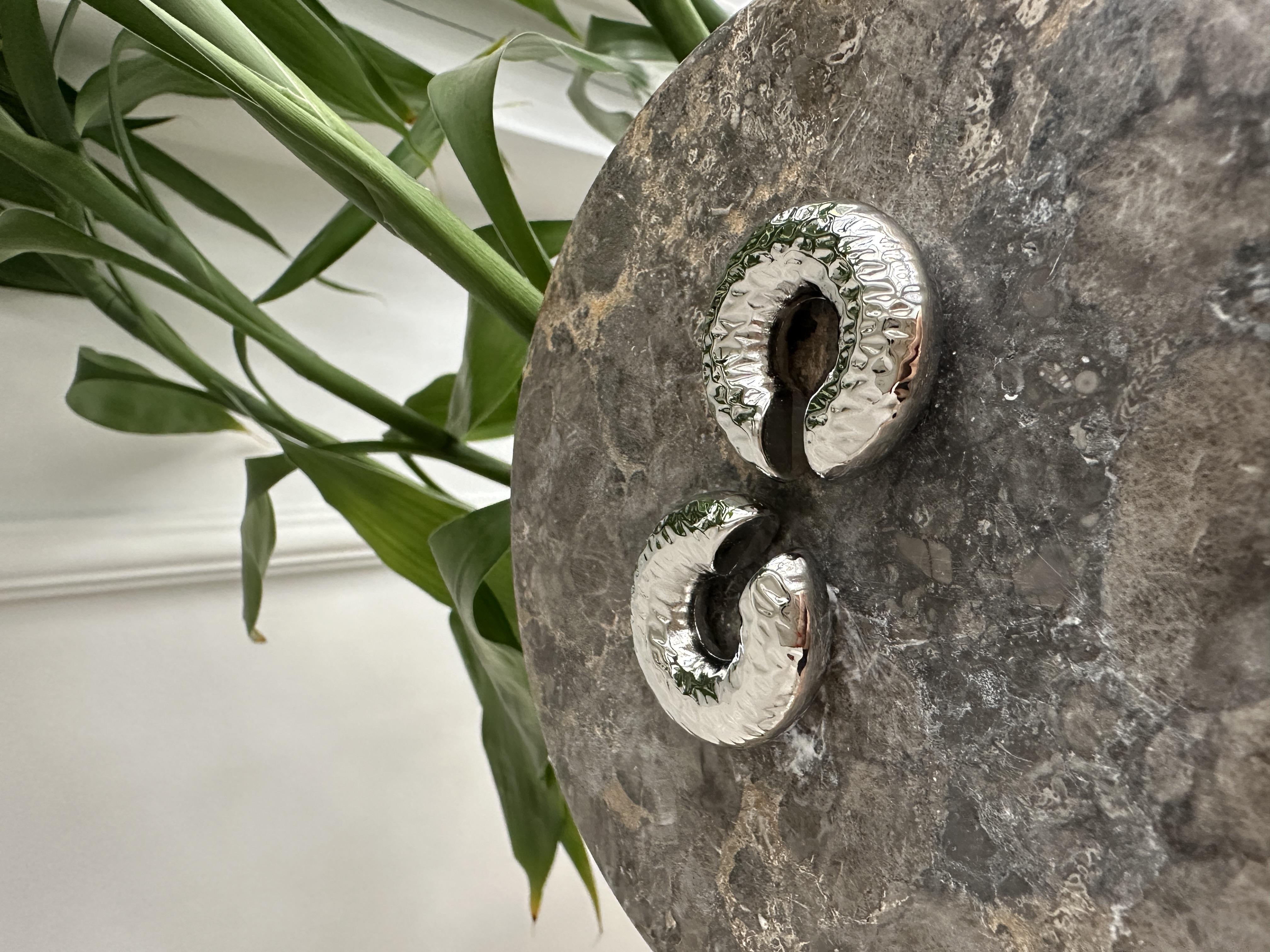 C Bombe Cizgili Küpe