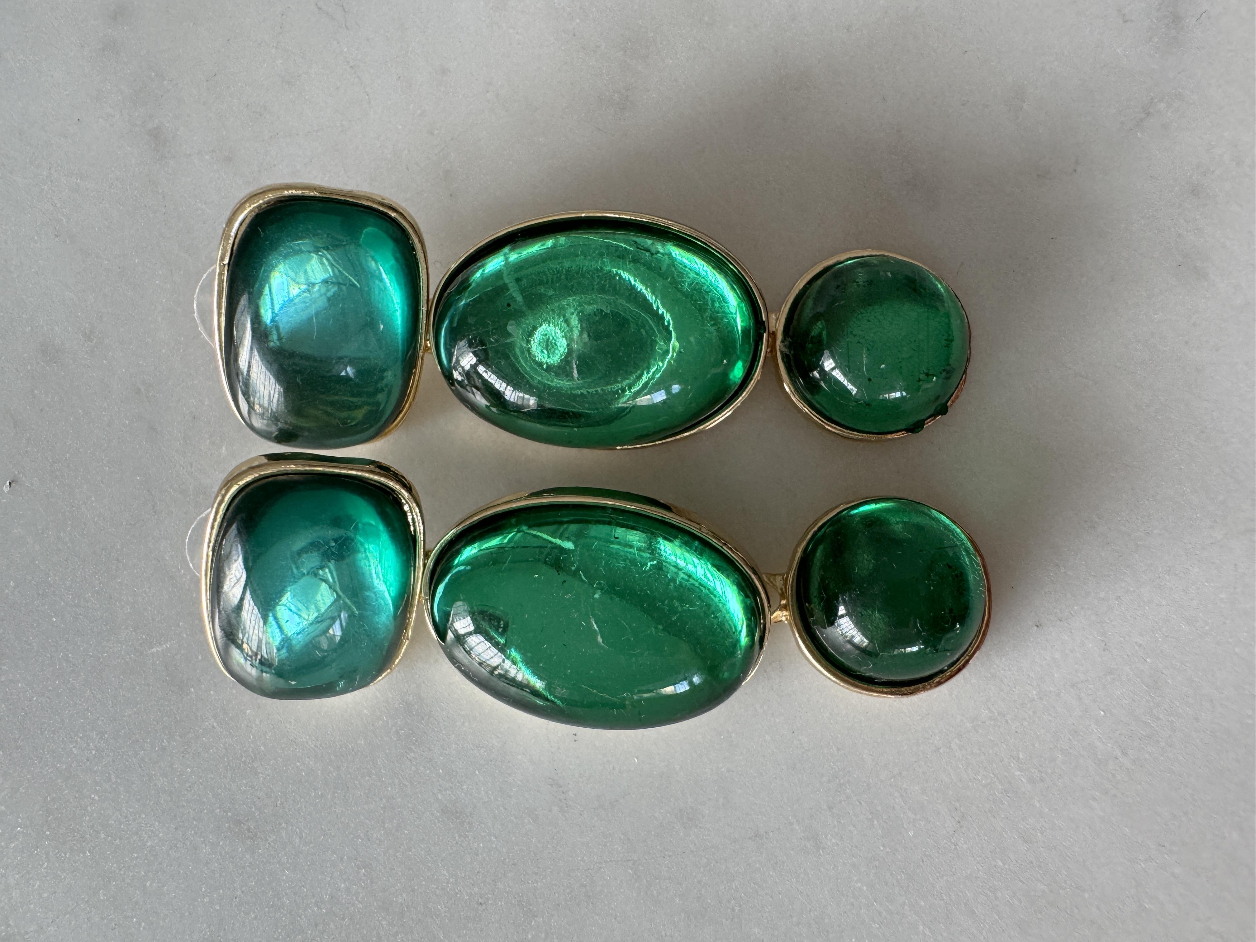 KARE/OVAL YEŞİL TAŞLI SALLANTILI KÜPE