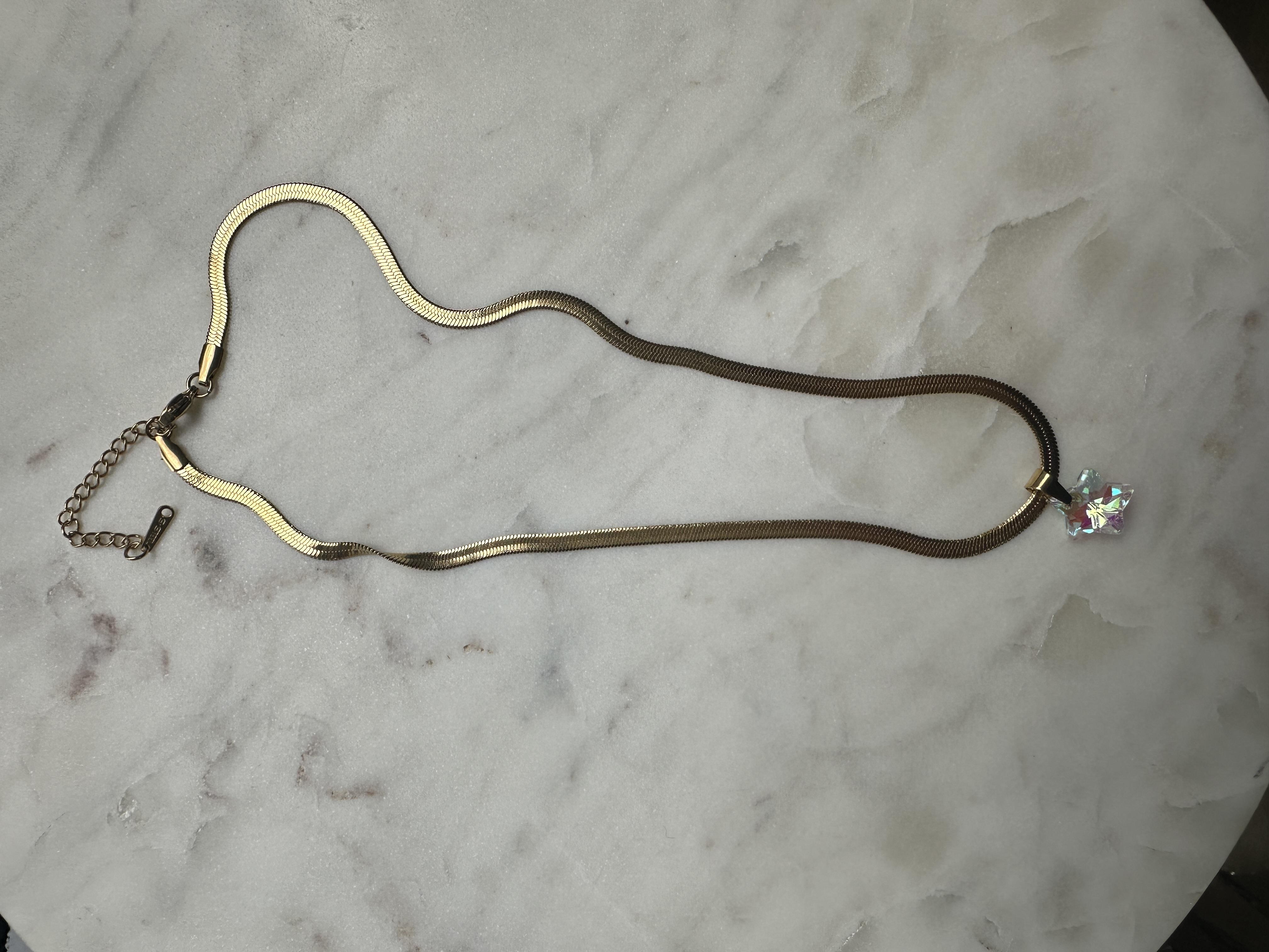 Ucu Parlak Yıldızlı Kolye