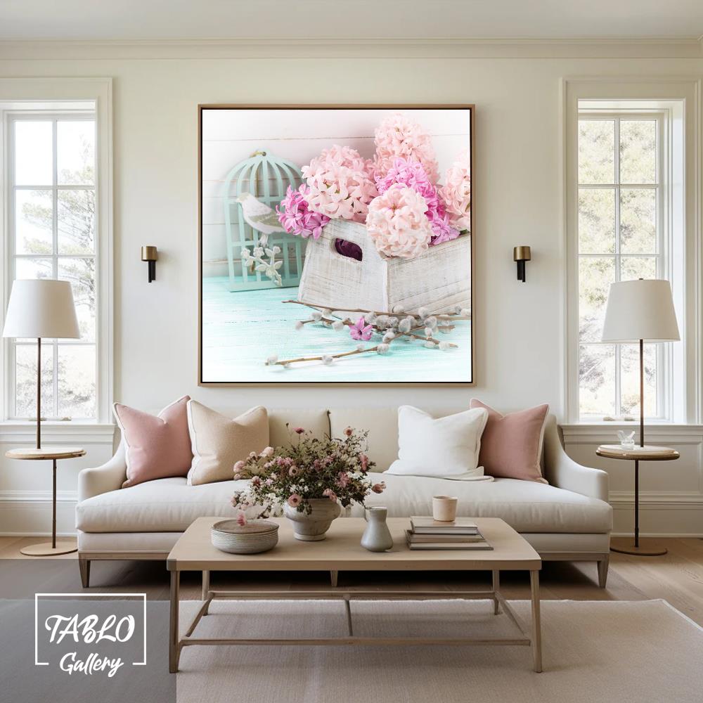 Beyaz Sepet İçerisinde Pembe Ortancalar Kanvas Tablo