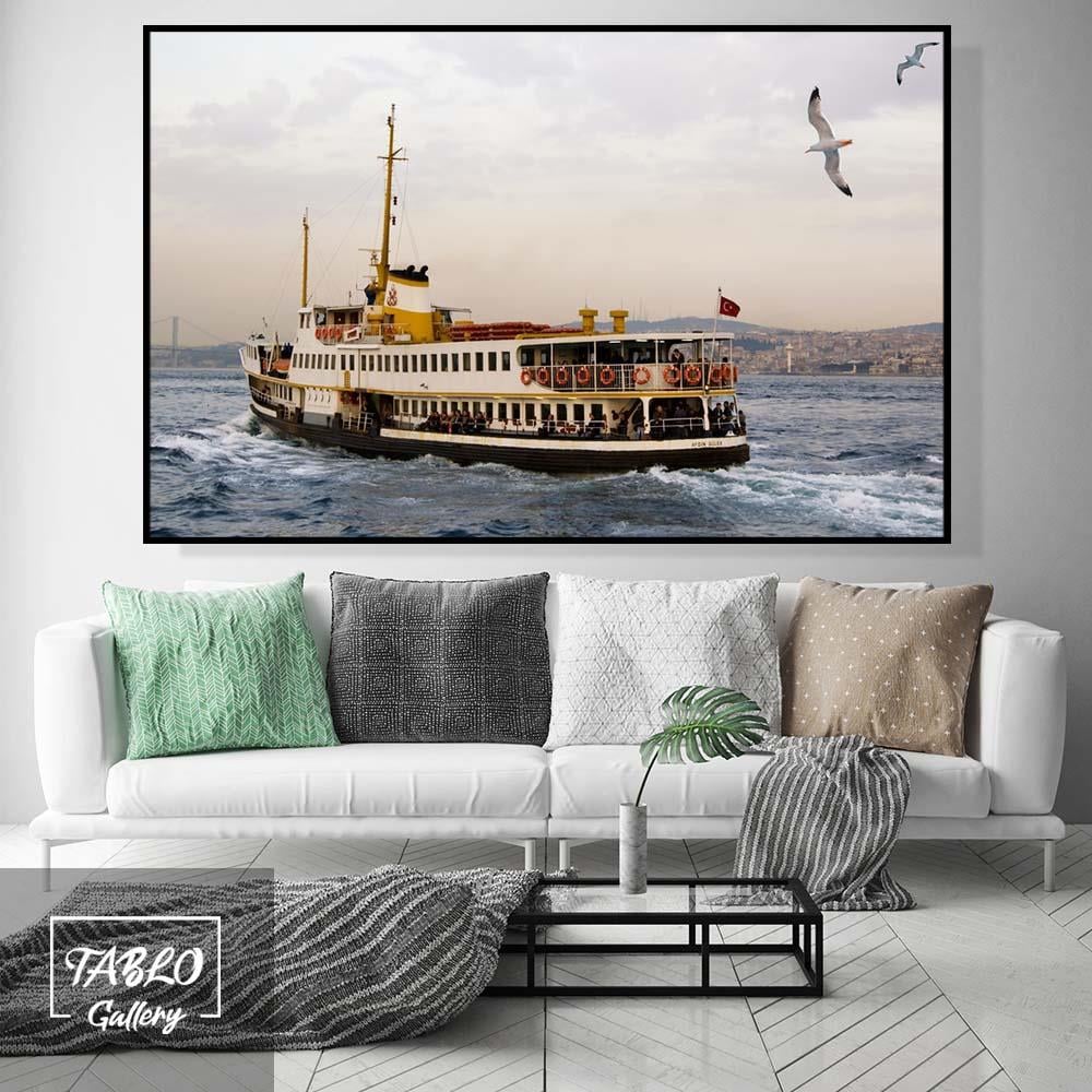 İstanbul Boğaz ve Vapur Manzarası Kanvas Tablo