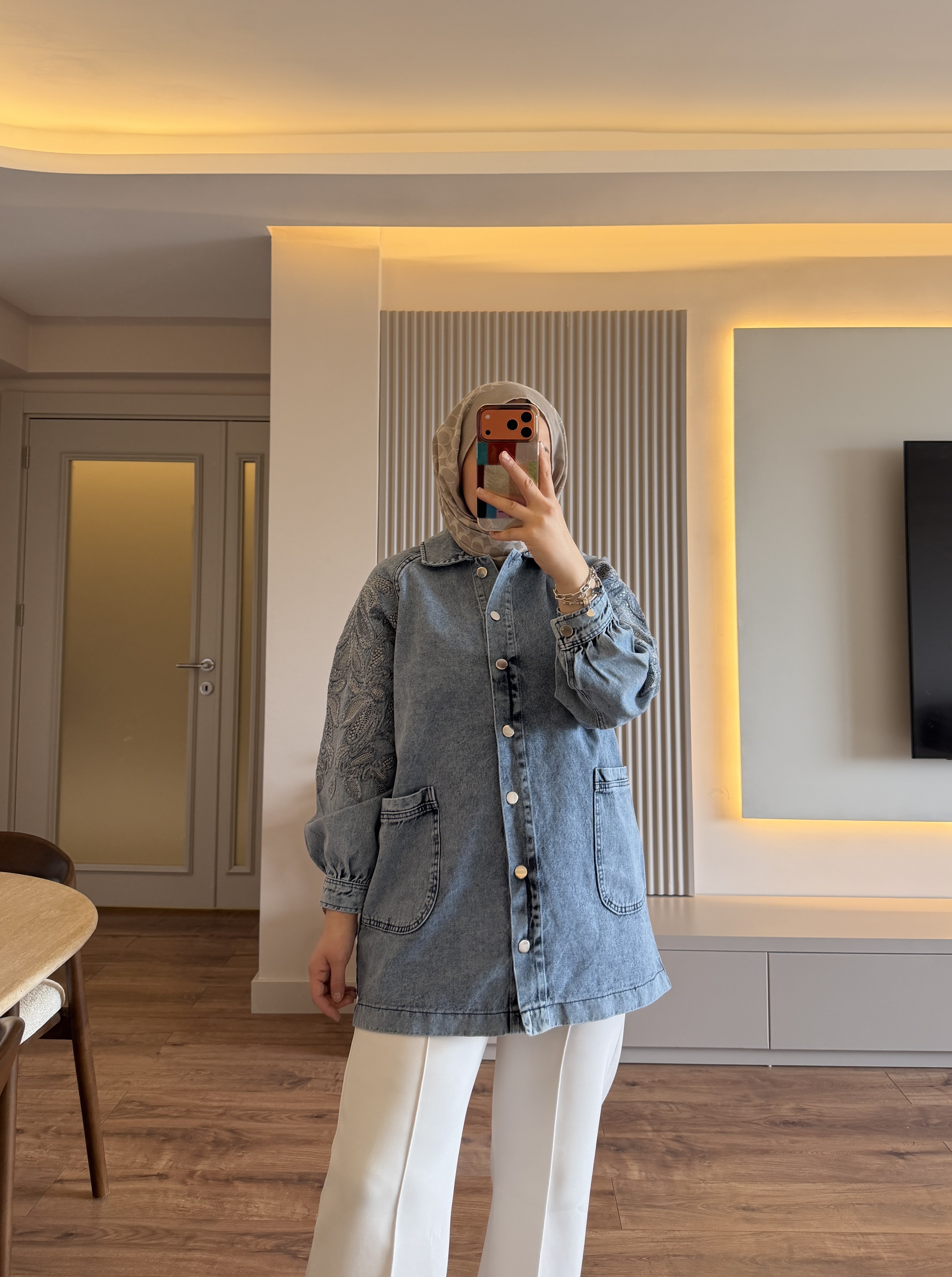 Denim Kolları Nakışlı Ceket - CEKET