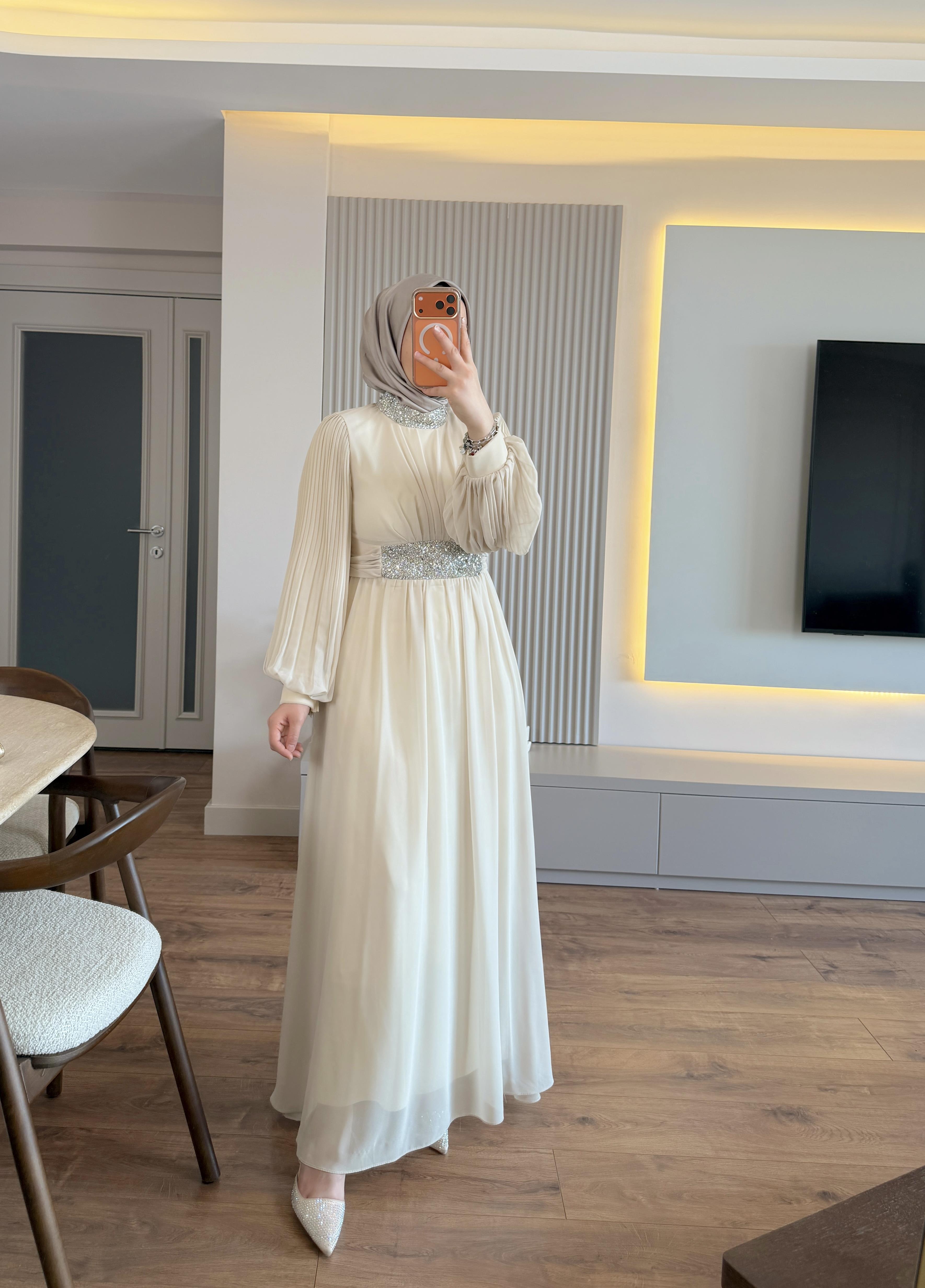 Elira Taş Detaylı Elbise Krem - ELBİSE