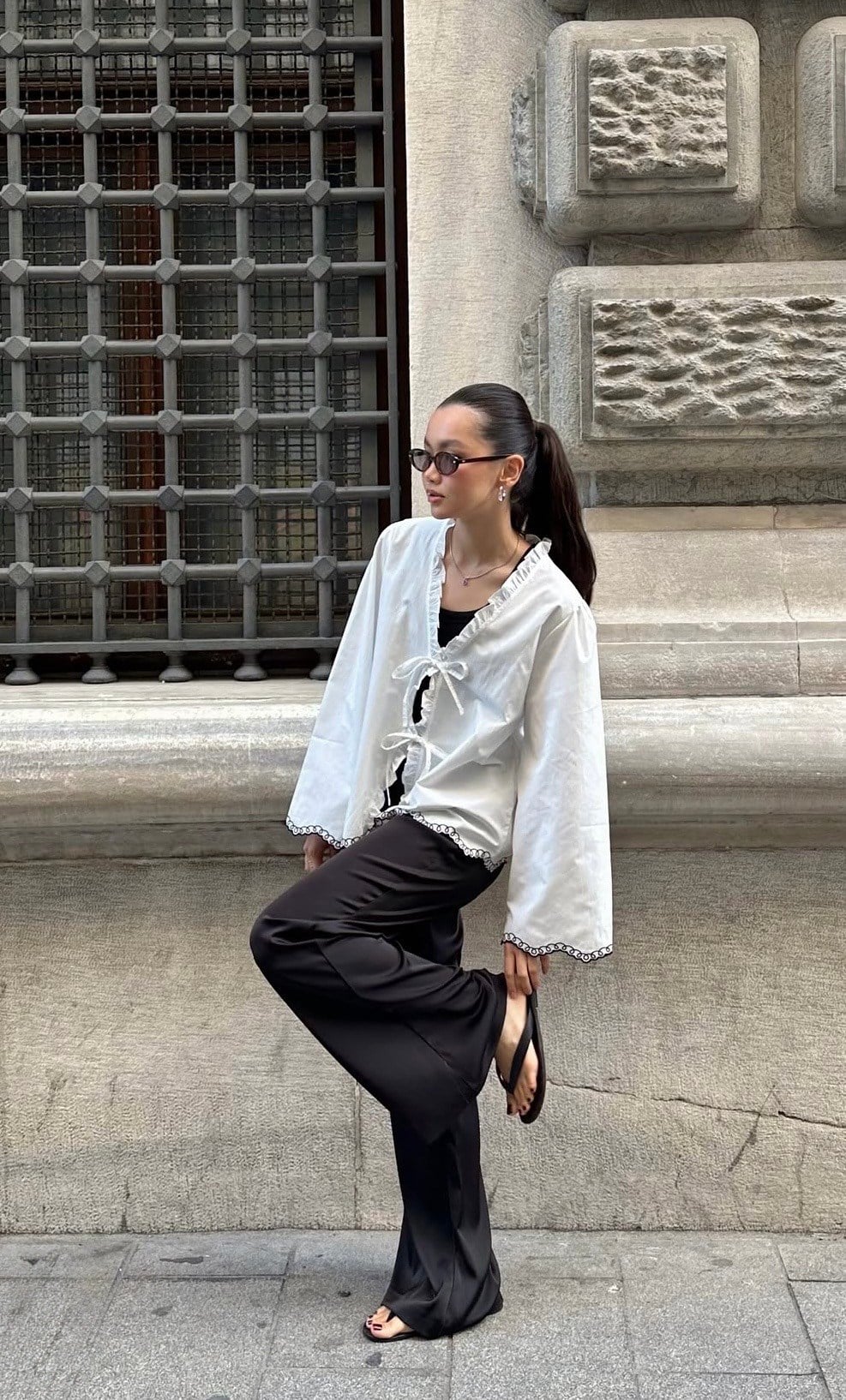 Nakış Detaylı Bağcıklı Kimono - GÖMLEK