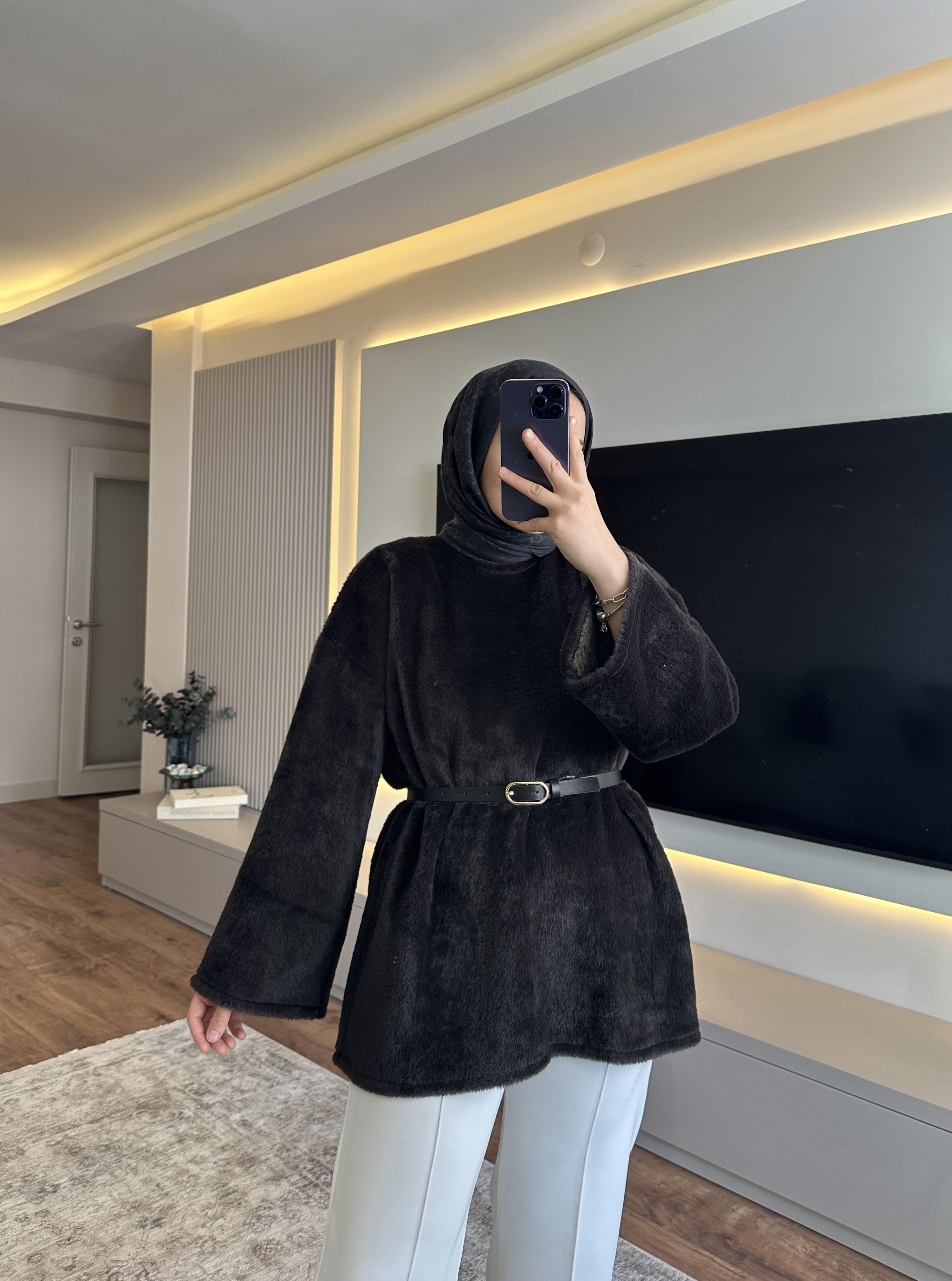 Peluş Dokulu Kemerli Kazak Siyah - TUNİK