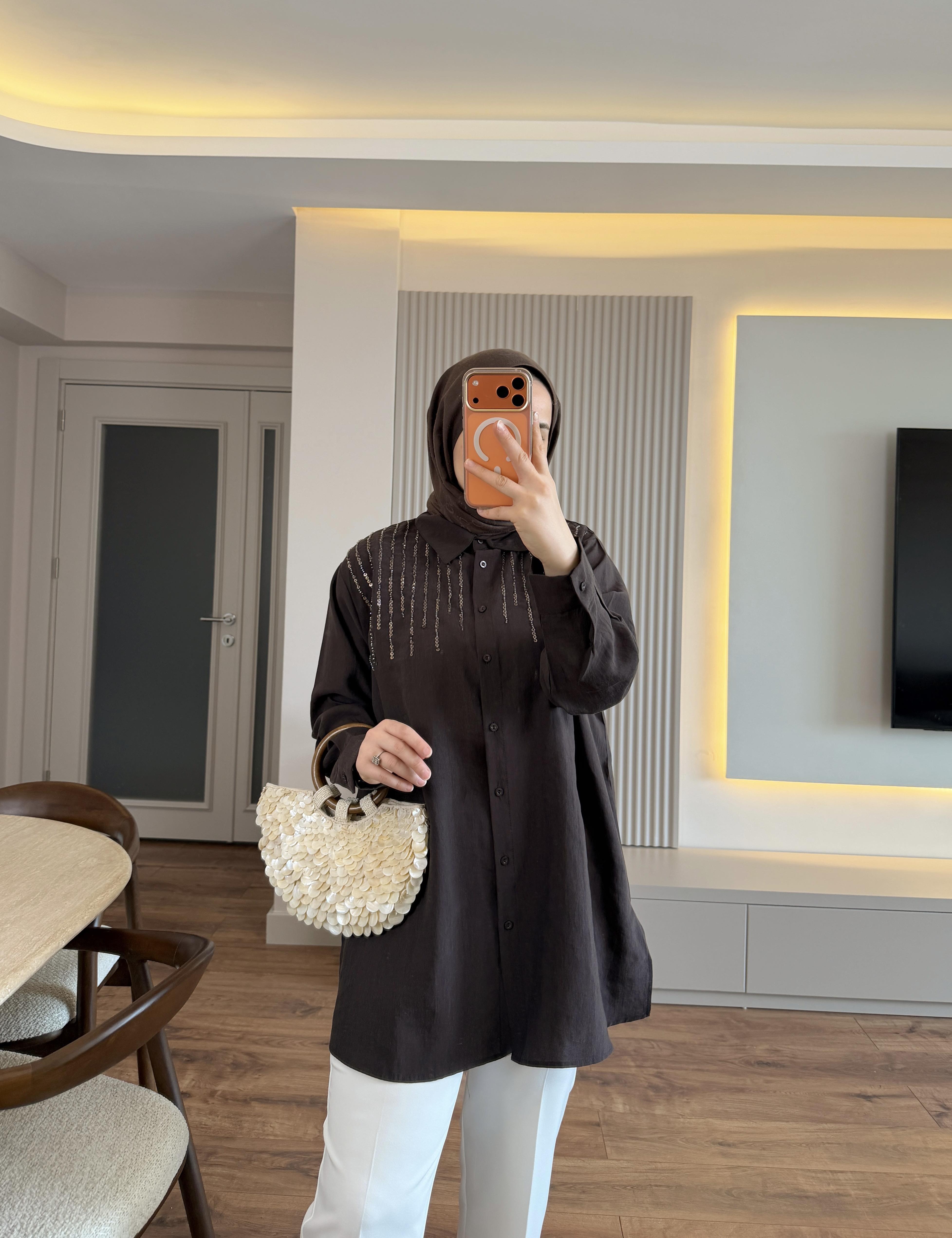 Sıralı Boncuk İşlemeli Gömlek Kahve - GÖMLEK