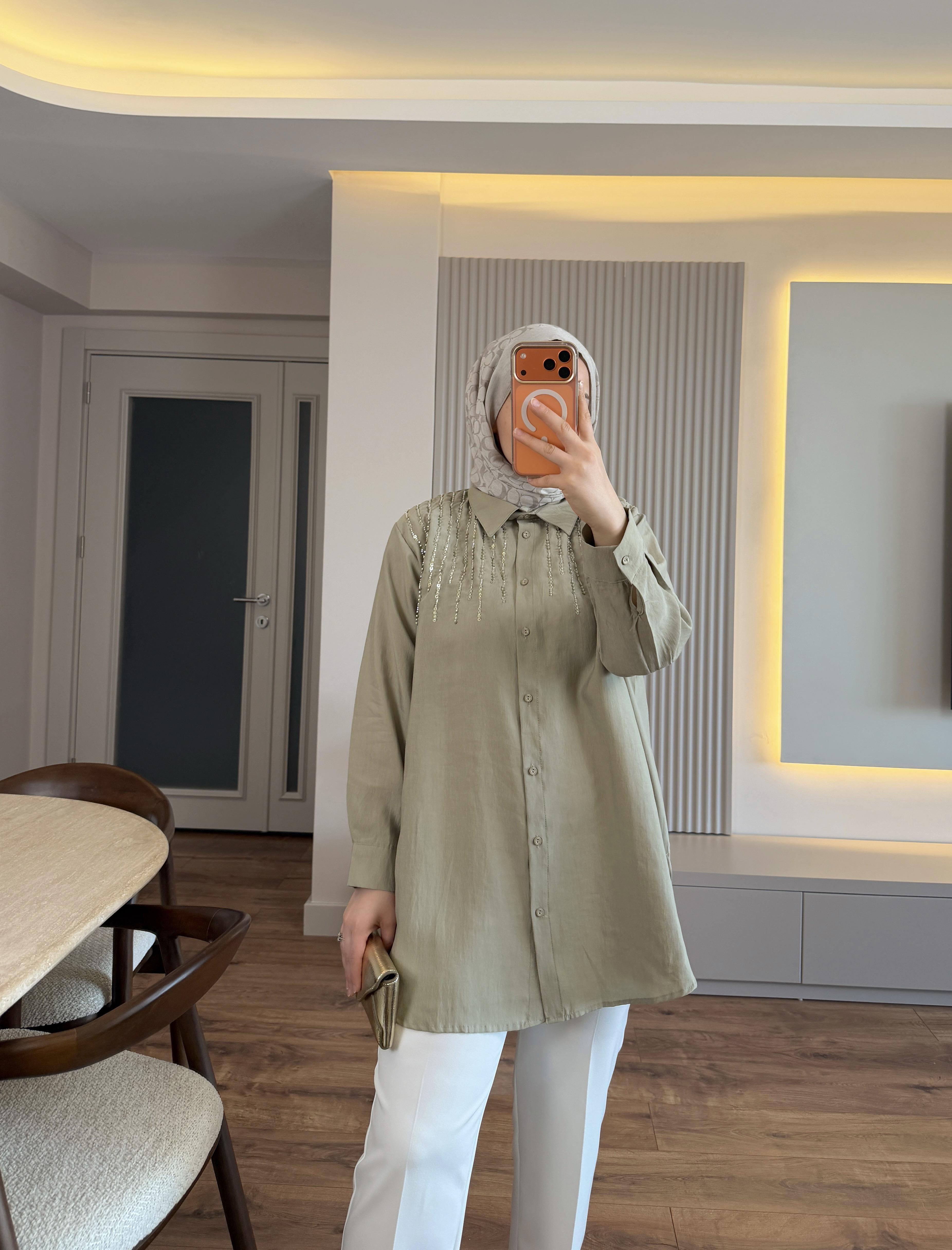 Sıralı Boncuk İşlemeli Gömlek Pastel Yeşili - GÖMLEK