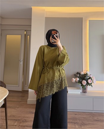 Eteği Dantel Detaylı Sweatshırt Olive - SWEAT