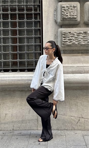 Nakış Detaylı Bağcıklı Kimono - GÖMLEK