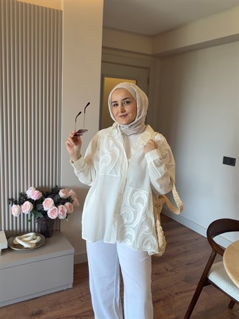 Nakış Detaylı Vual Gömlek Beyaz - GÖMLEK