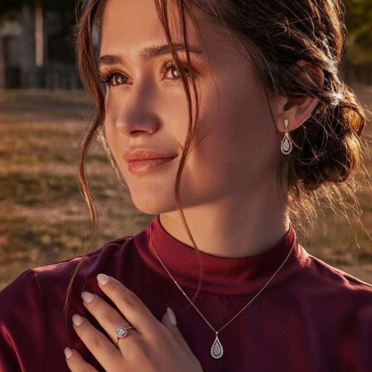 Damla Figürlü Altın Set 