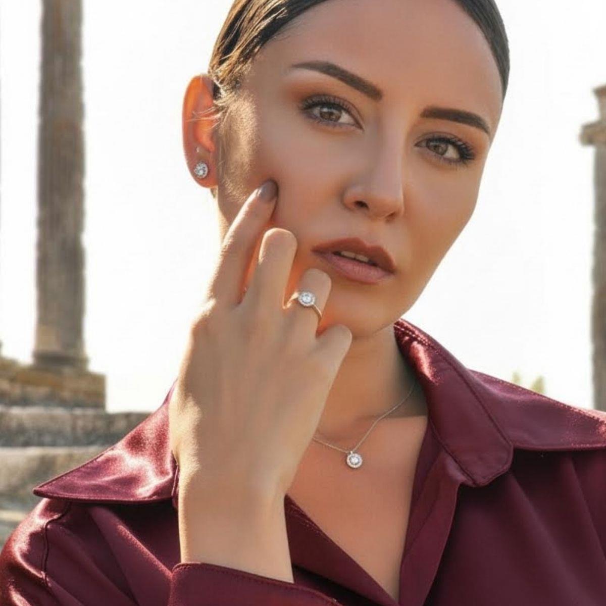 Kenar Taşlı Altın Fantazi Set MA 103 02 05 00