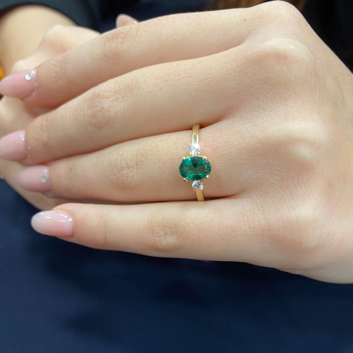 Zümrüt Renkli Altın Üçtaş Yüzük YZA 109 01 21 00