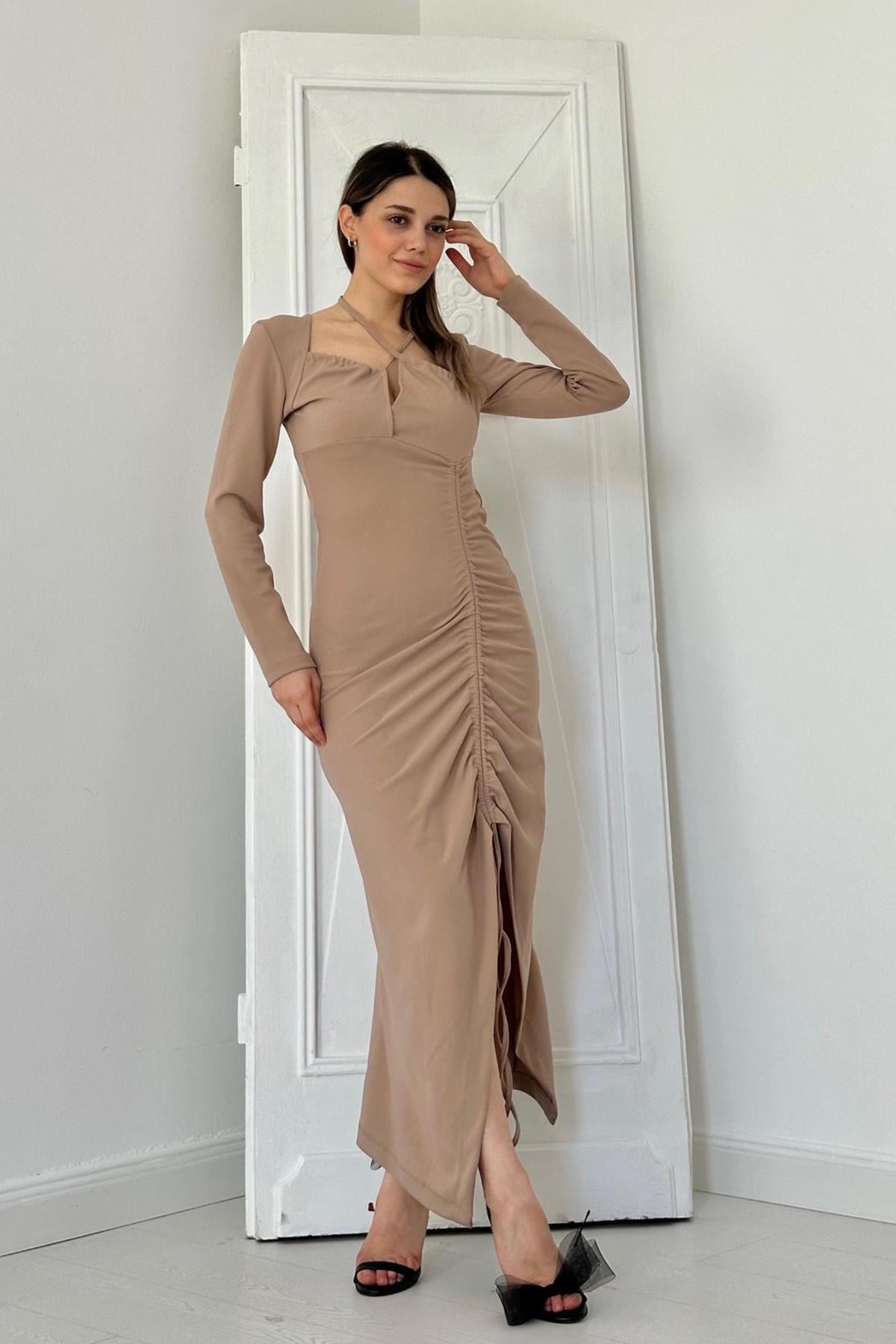 Askılı ve Yırtmaçlı Elbise