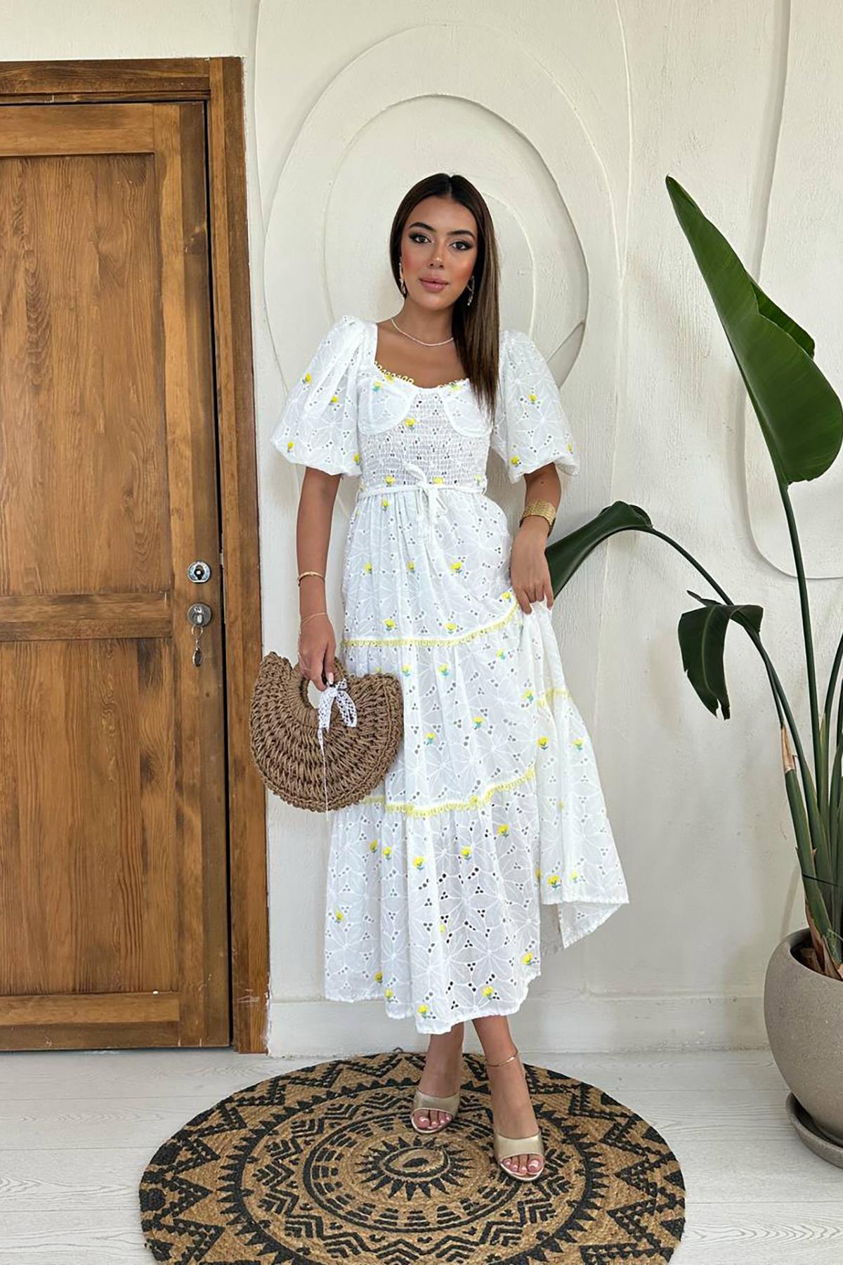 Dantel Detaylı Brode Elbise
