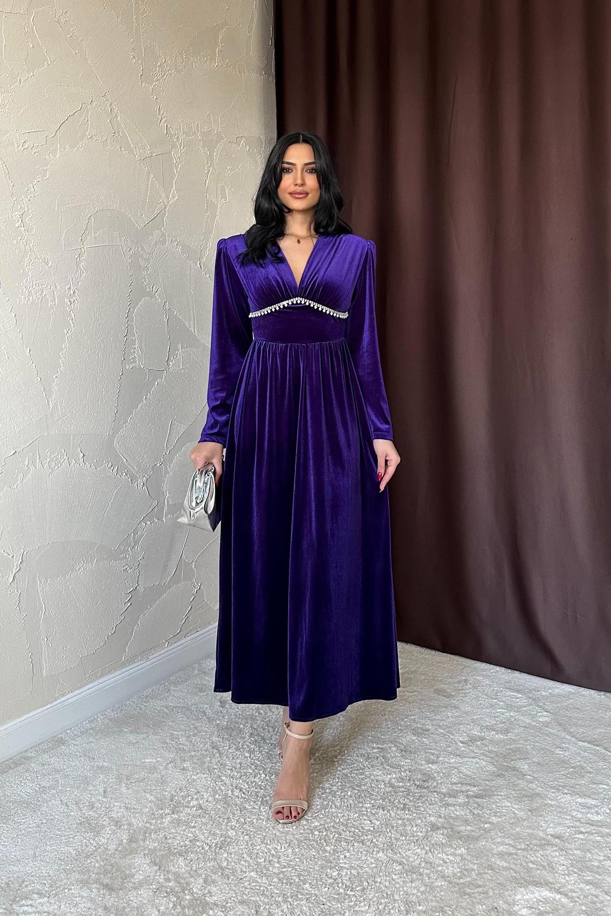 Göğüs Altı Taşlı Elbise