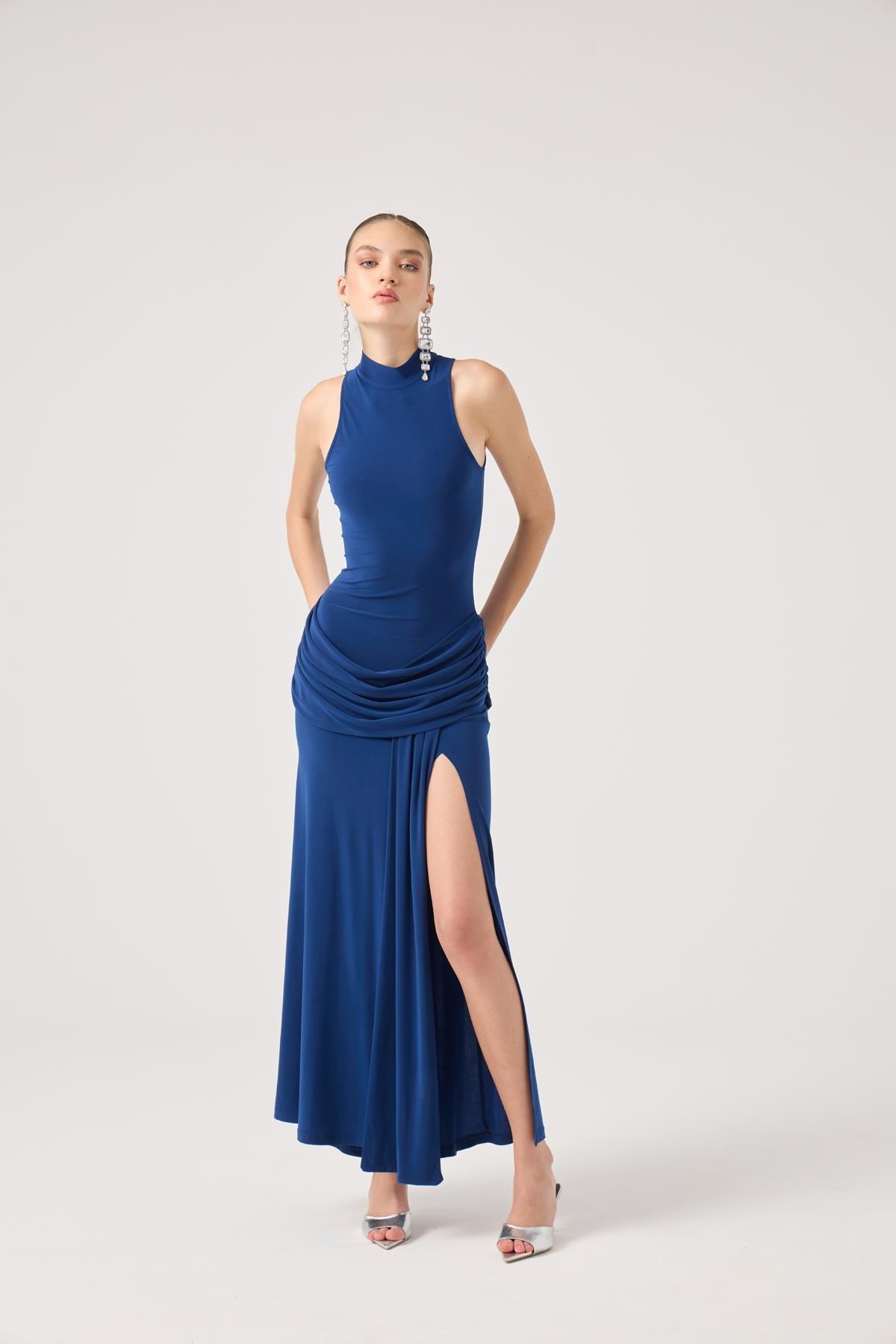 Valentina Elbise Mavi