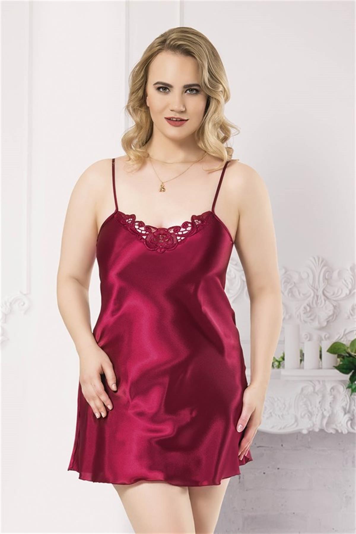 Markano Plus Size Burgunderfarbenes kurzes Satin Nachthemd