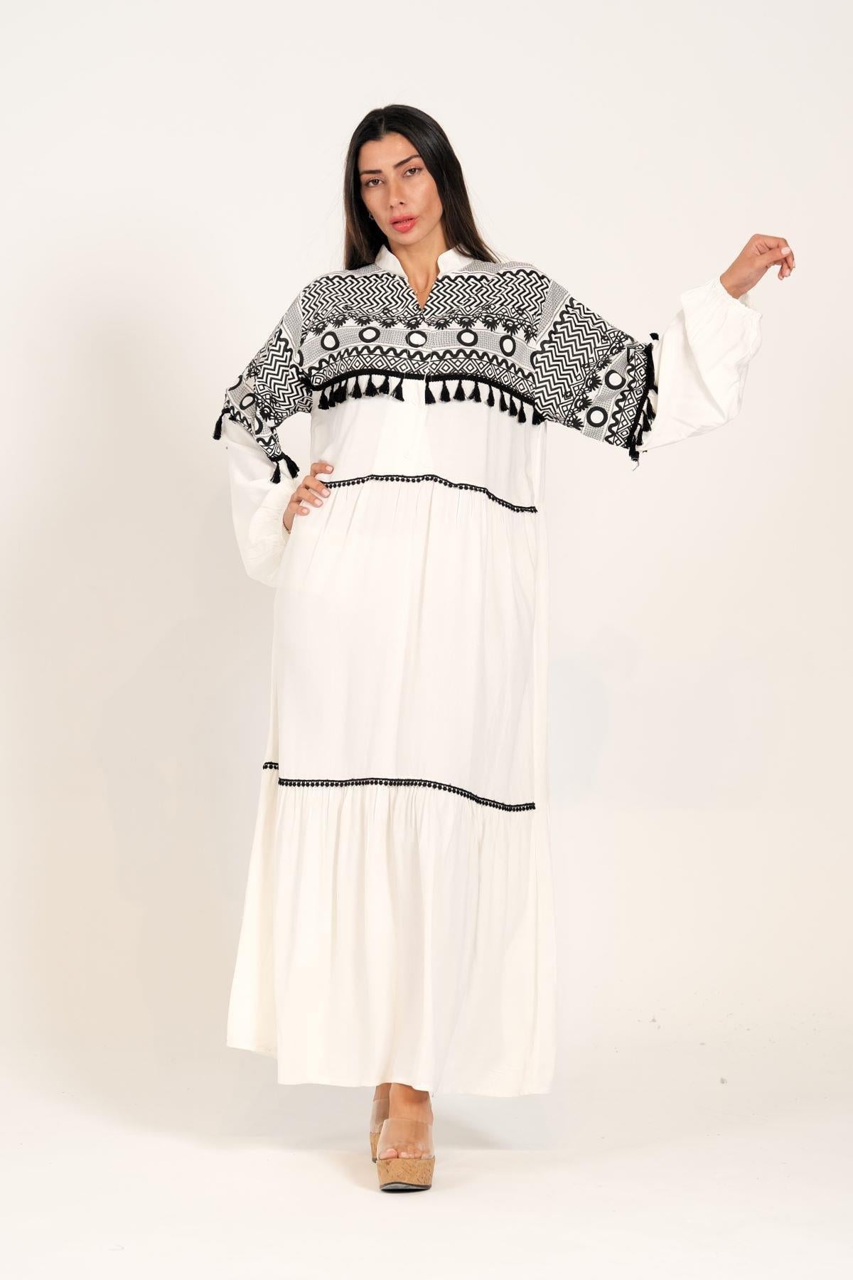 Markano Weißes langes Kleid mit V-Ausschnitt und Ballonärmeln mit Digitaldruck und Quasten