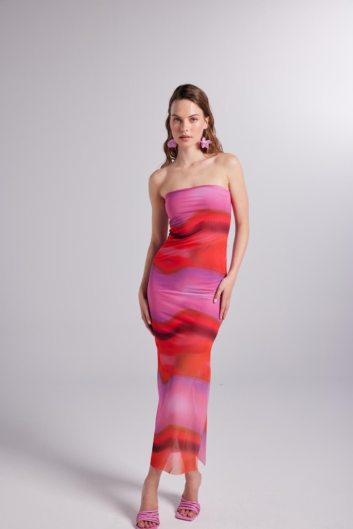 Платье цвета Маркано розовое